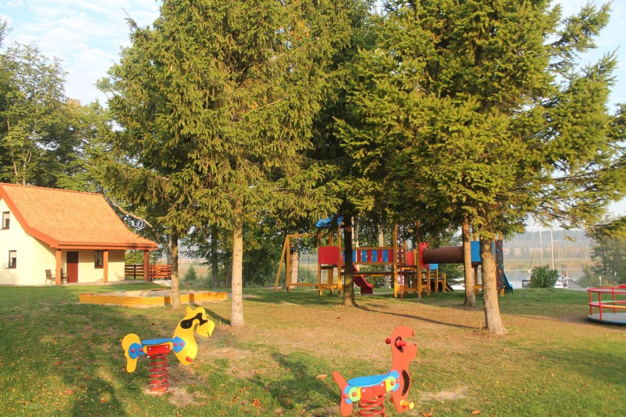 Domki w porcie Zielony Gaj Mikołajki Zewnętrze zdjęcie